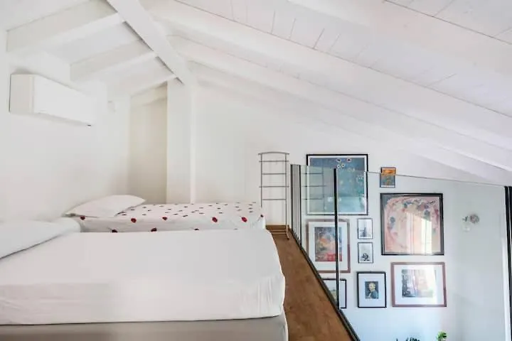 Villa Domus: Modern Loft In The Center Of Parma Italien