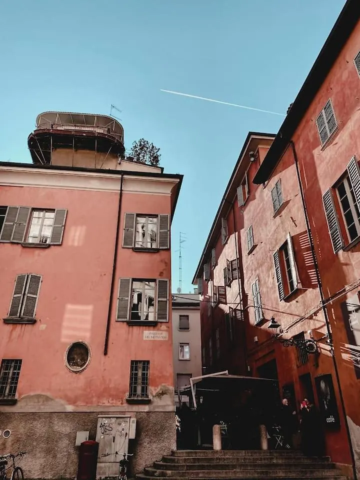 Ferienhaus Villa Domus: Modern Loft In The Center Of Parma Italien