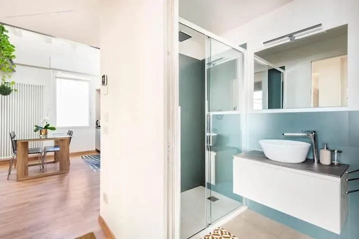 Ferienhaus Villa Domus: Modern Loft In The Center Of Parma